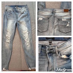 Judy blue jeans size 9